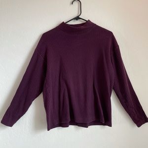 Long sleeve turtleneck sweater, size large